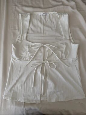 gaze White Tie-Front Tank Top